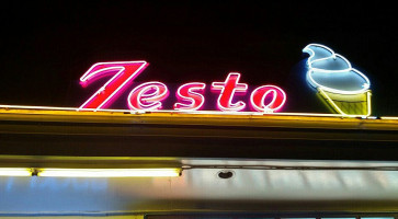 Zesto logo