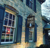 Baird's Tavern outside