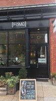 Fomu outside