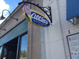 Abbotts Frozen Custard outside