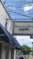 Rolling Pin Pastry Shop outside