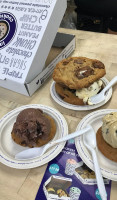 Insomnia Cookies food