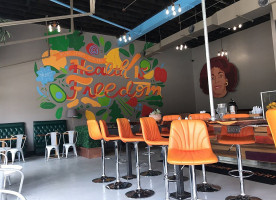 Ruby Jean's Kitchen Juicery outside