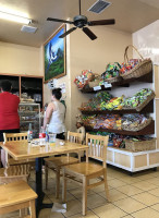 Las Pacita's Bakery inside