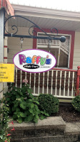 Raffy’s Candy Store (ice Cream, Popcorn, Nuts More) outside