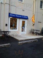 Blue Heron Coffee outside