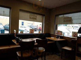 Jak's Donuts inside