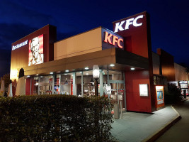 West Windsor Grill outside