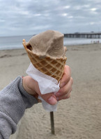 Reimer's Candies, Gifts And Ice Cream drink