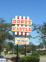 Donut Kastle outside