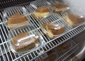 Los Almendros Bakery drink