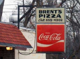 Brent's Pizza outside