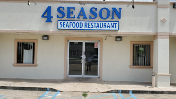 4 Seasons Seafood outside