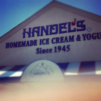 Handel's Homemade Ice Cream outside