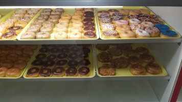 The Donut Palace food