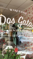 Dos Gatos Kolache Bakery outside