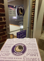 Insomnia Cookies menu