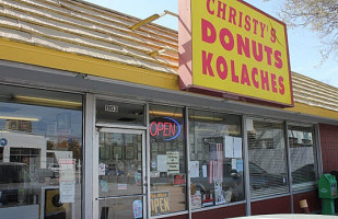 Christy's Donuts Kolaches outside