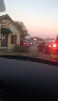 Kountry Donuts outside