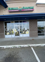 Bushel And Peck Bakeshop outside
