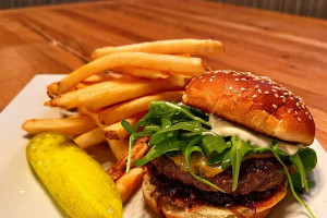 Park Tavern food