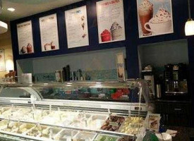 Paciugo Gelato Caffe inside