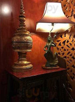 Royal 38 inside