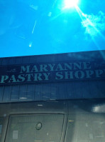 Maryanne Pastry Shoppe outside