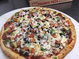 Figaro's Pizza food