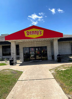 Denny's outside