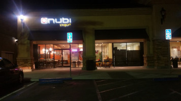 Nubi Yogurt outside