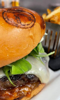 B-52 Burgers And Brew food