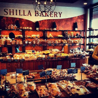 Shilla Bakery Cafe inside