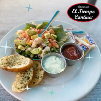 El Tiempo Cantina food