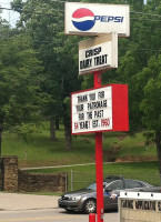 Crisp's Dairy Treat outside