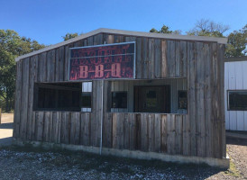 Axtell BBQ outside