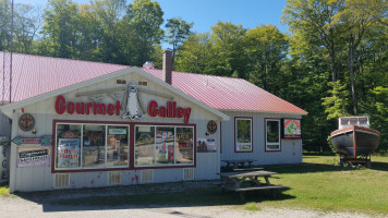 Gourmet Galley Marketplace Delicatessen outside