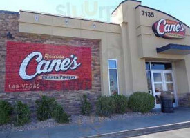 Raising Cane's Chicken Fingers outside