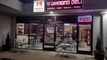 Diamond Deli outside