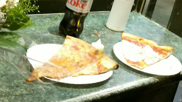 Joe's Pizza Of Park Slope food