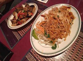 Manivanh Thai food