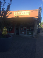 J's Teriyaki outside