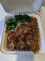 Bb's Teriyaki Grill food