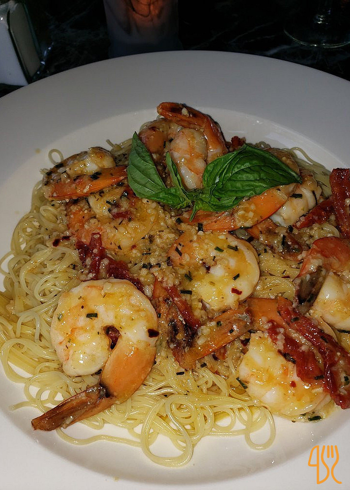 West Edge Restaurant & Lounge