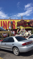 Long Wongs Az Famous Wings outside
