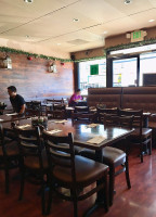 King's Thai Cuisine inside