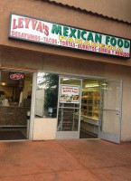 Leyva's Mexican Food outside