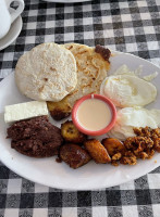 La Pupusa Factory food