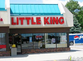 Little King outside