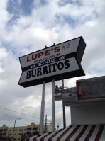 Lupe's Burritos outside